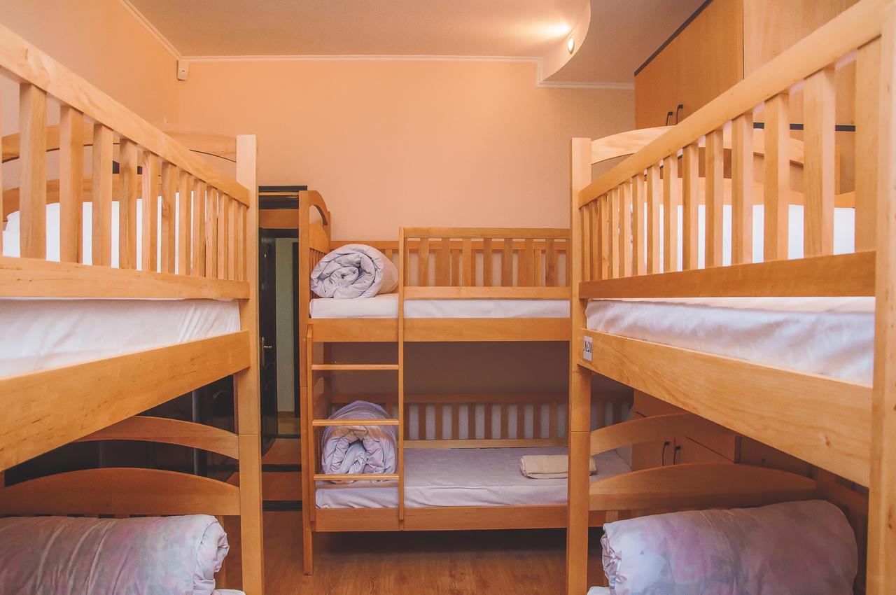 קייב Globus Hostel מראה חיצוני תמונה
